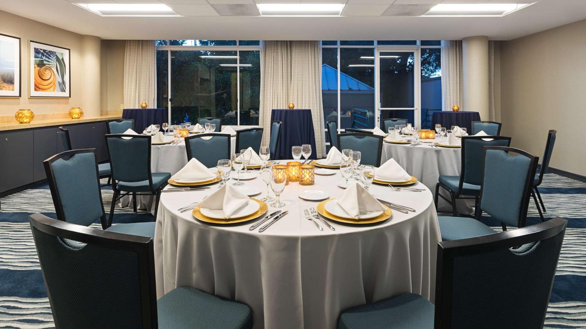 Doubletree By Hilton San Diego Del Mar Extérieur photo
