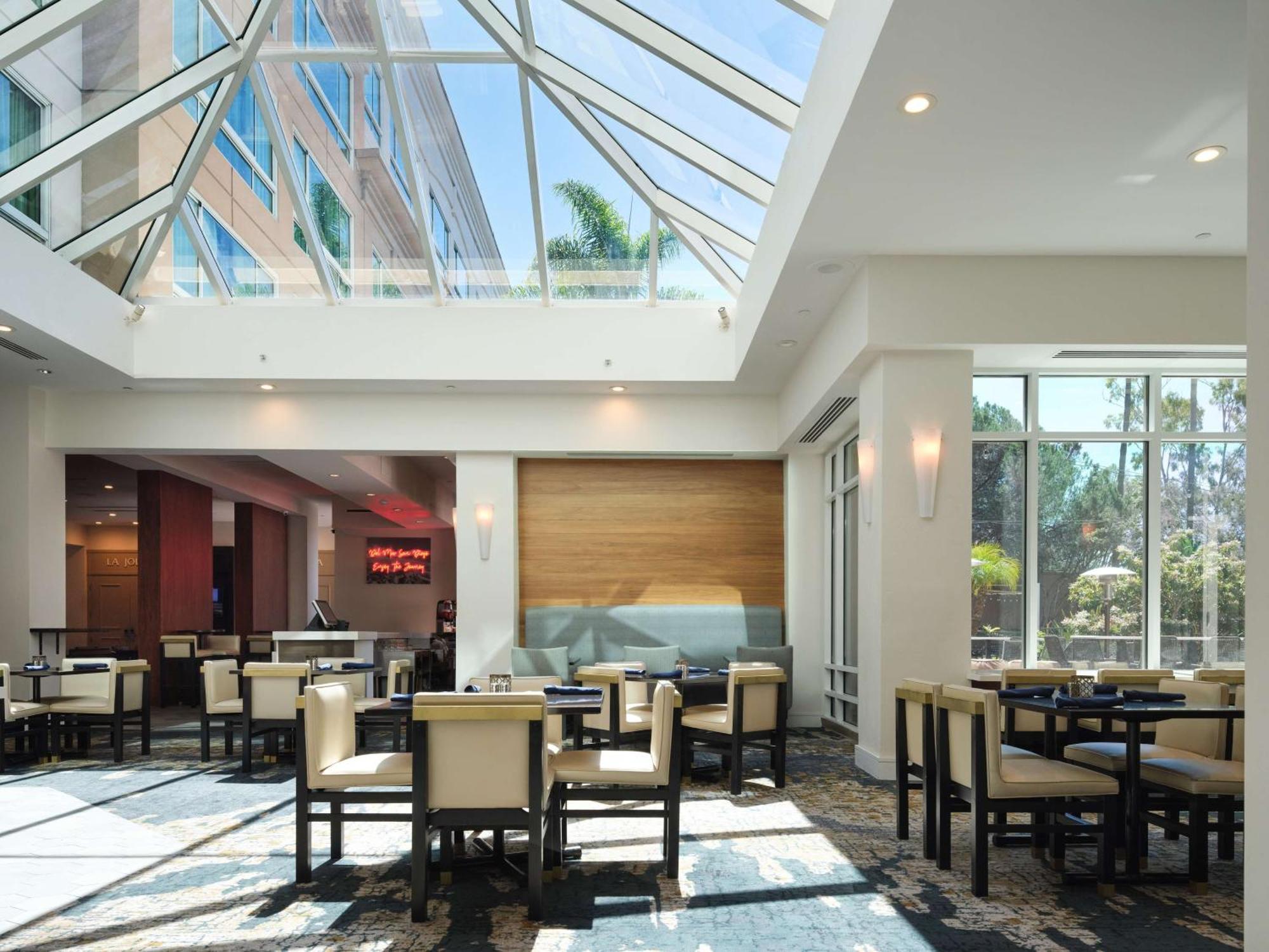 Doubletree By Hilton San Diego Del Mar Extérieur photo