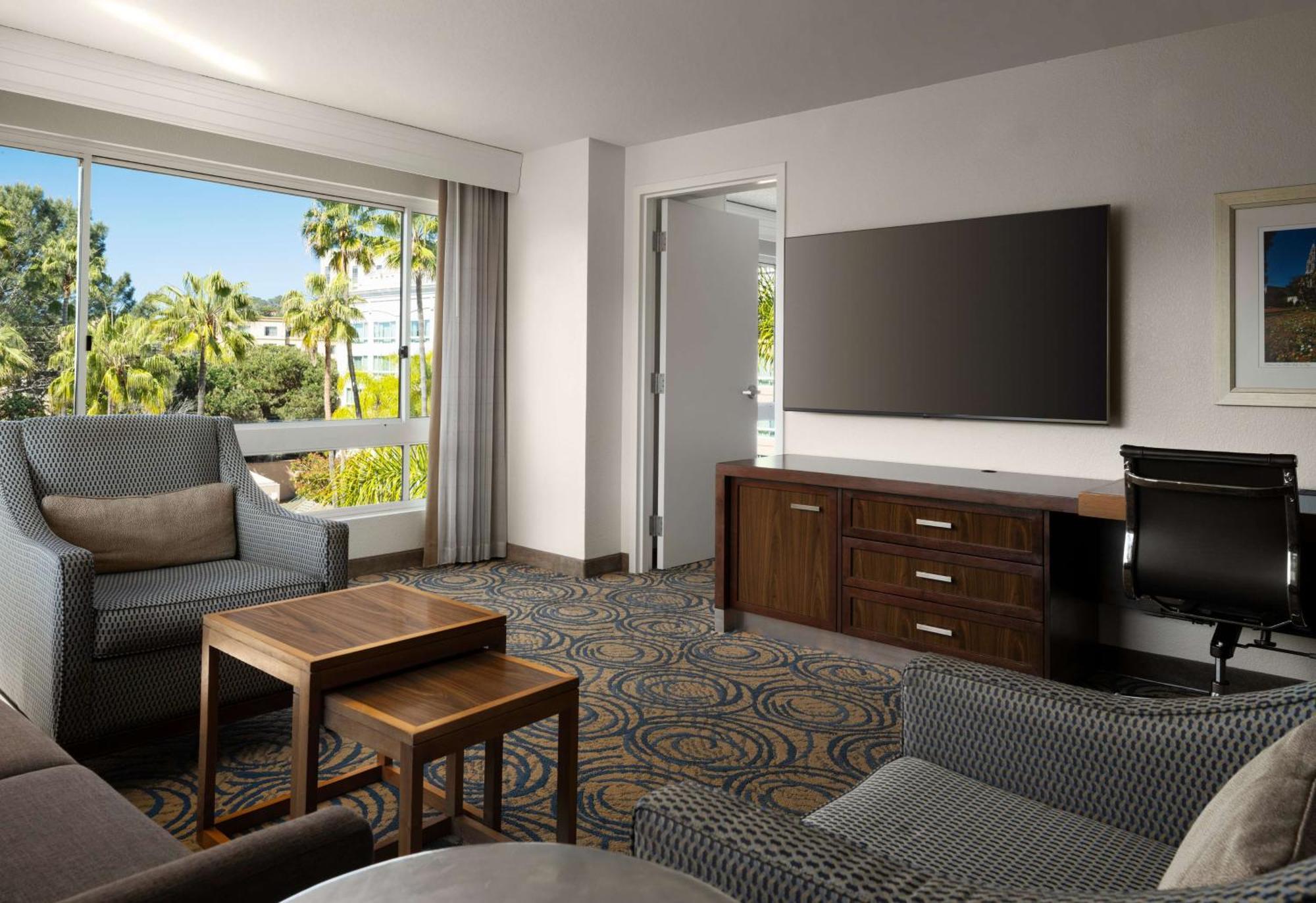 Doubletree By Hilton San Diego Del Mar Extérieur photo